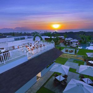 Favehotel Kuta Kartika Plaza